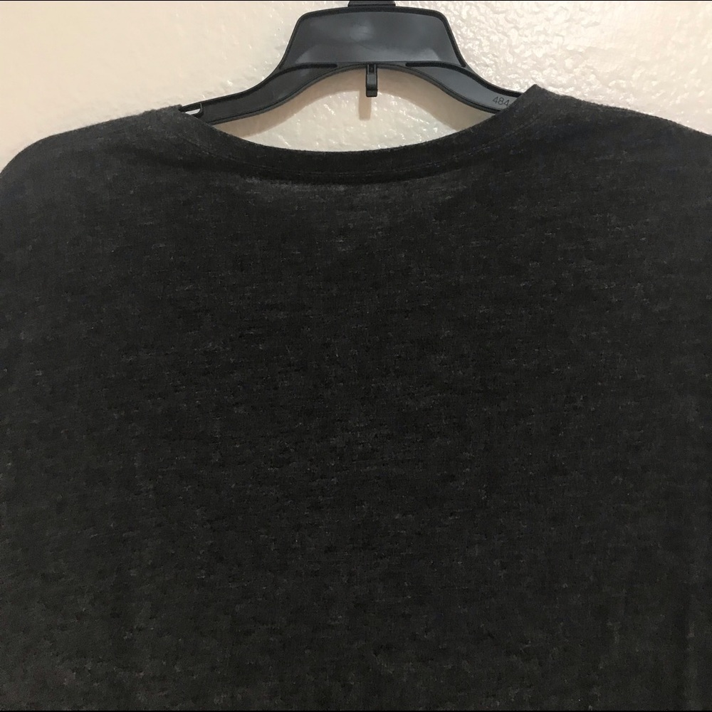 Forever 21 Men Tribal Charcoal Tee Shirt | Large - Picture 4 of 5